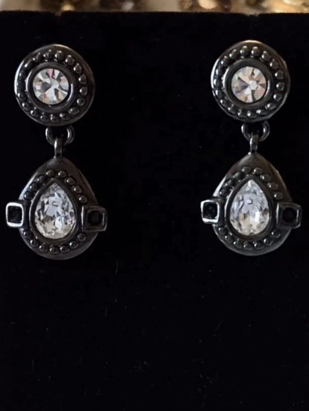 Oscar da La Renta Post-back Earrings